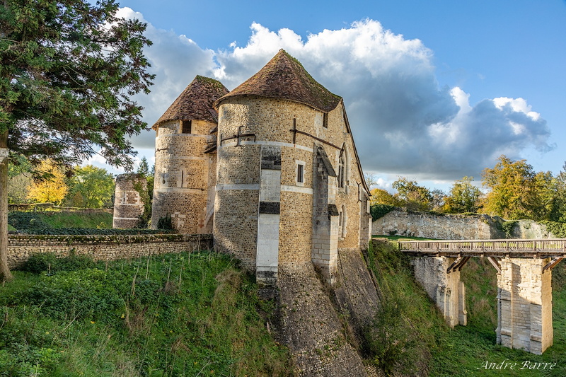 002_Chateau_Harcourt.jpg